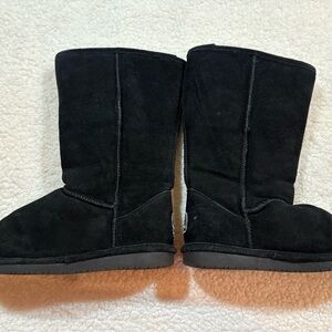 BearPaw Women’s Black Suede Boots | Size 8 | Tall